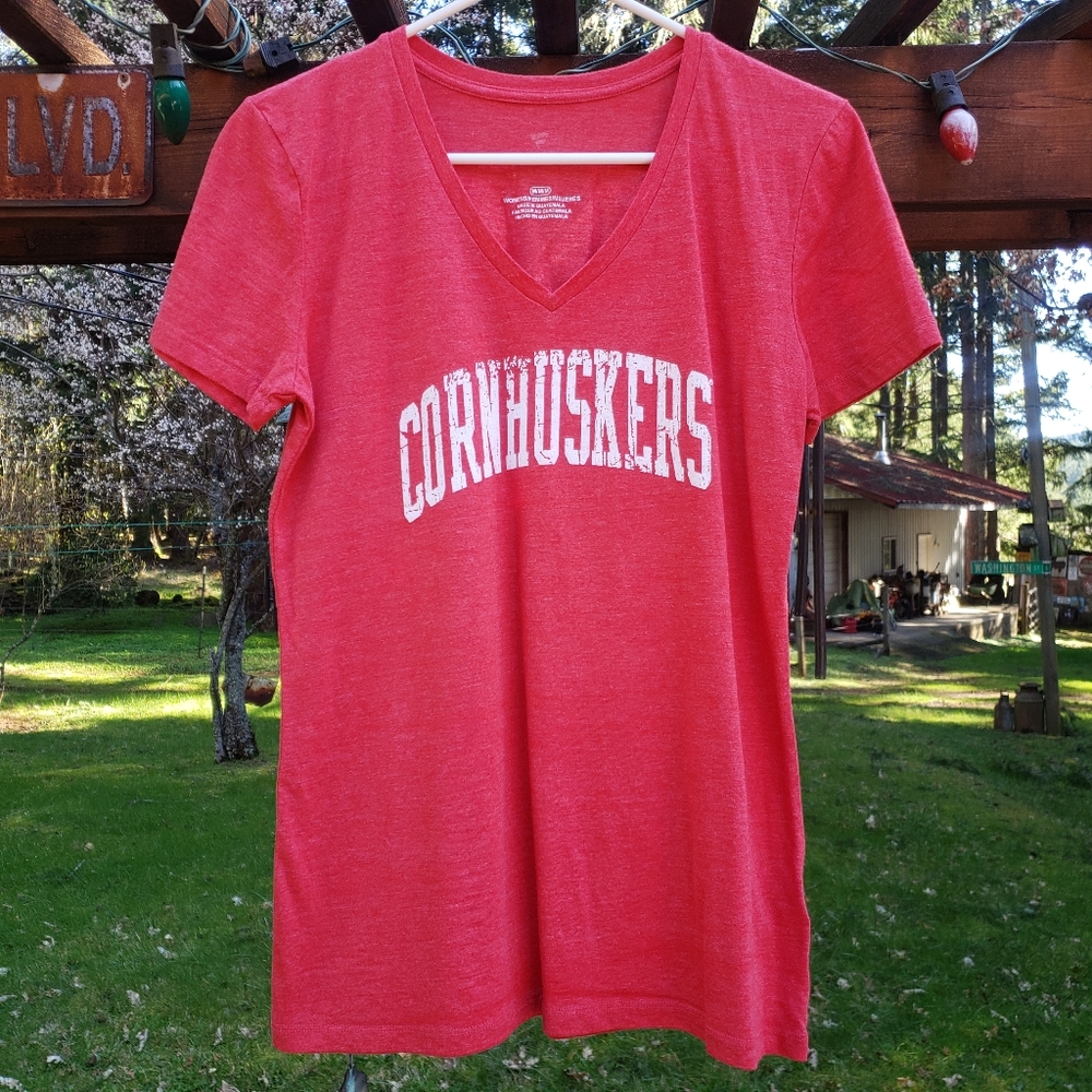 Fanatics Women's Nebraska Cornhuskers Red and White T-Shirt - Size M